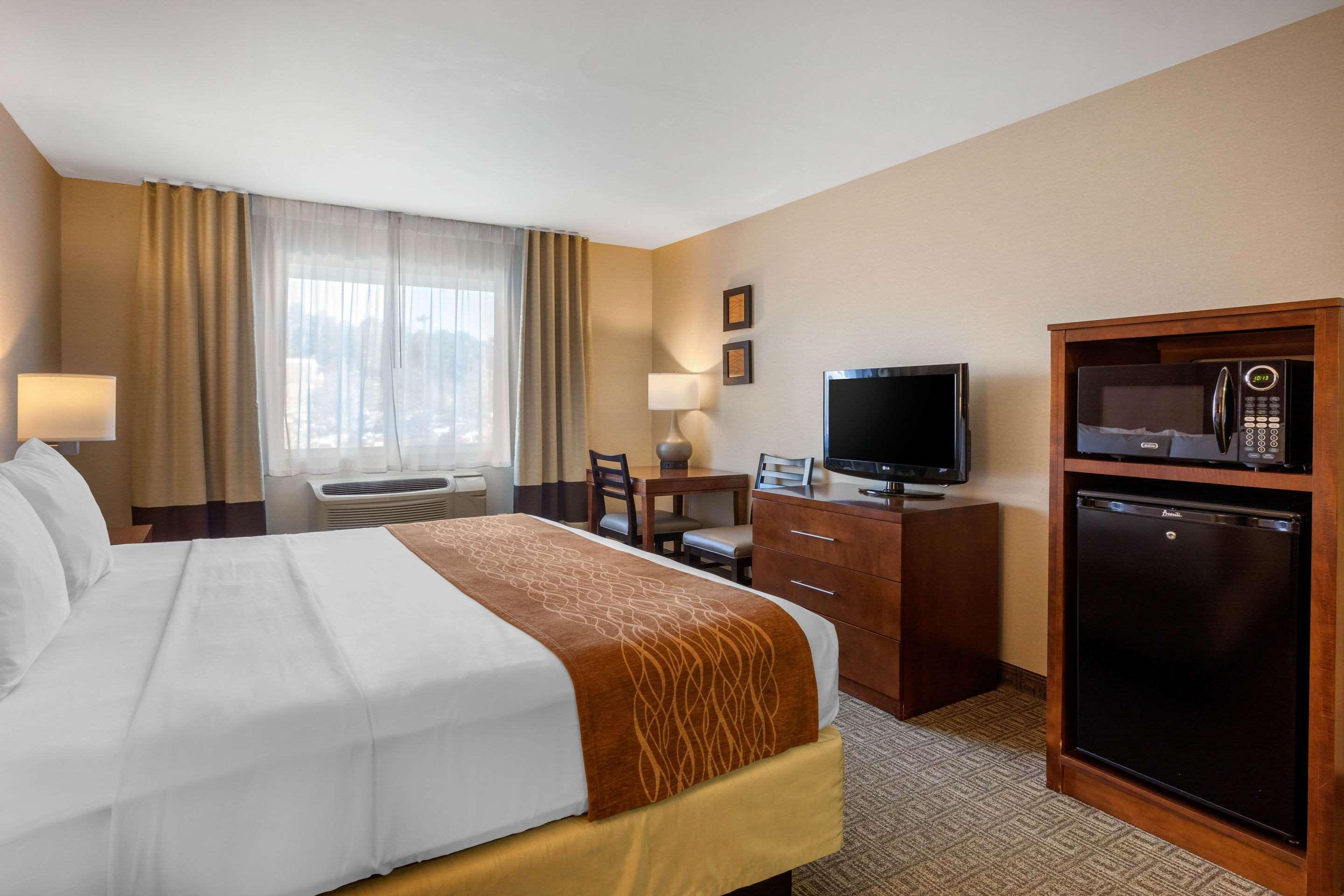 Comfort Inn & Suites Murrieta Temecula Wine Country Exteriör bild